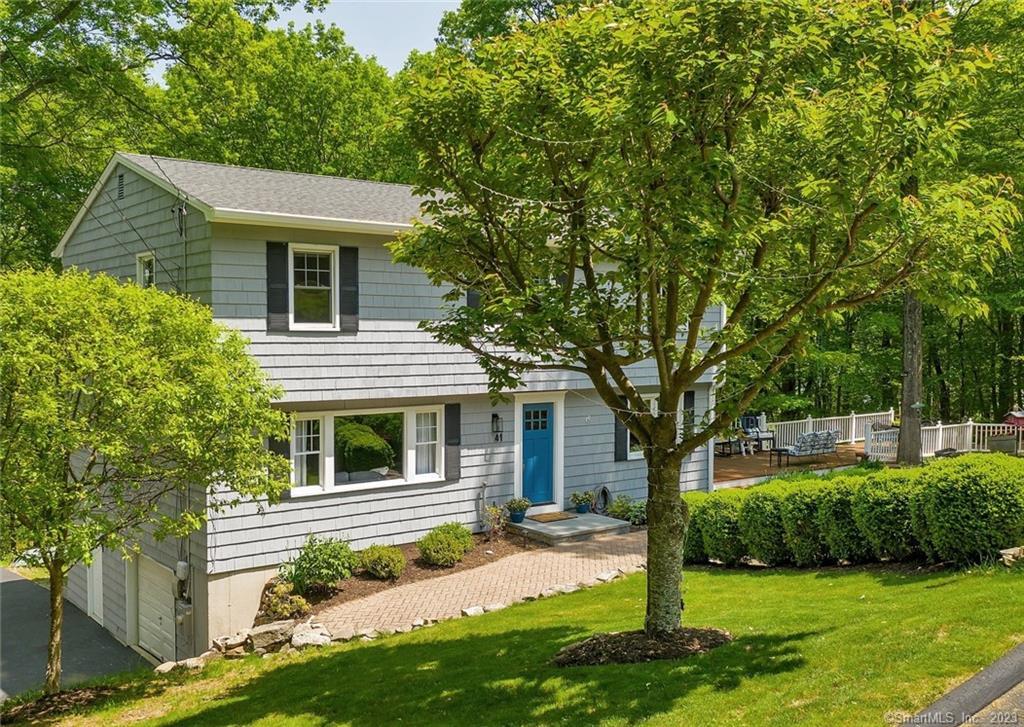 41 Virginia Court Ridgefield CT 06877