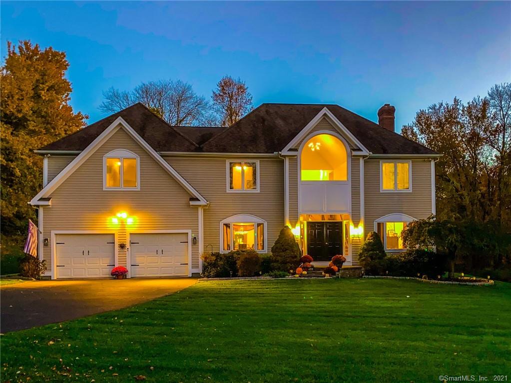 10 Laura Drive Danbury CT 06811