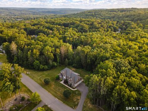 14 Shallot Meadow Road Canton CT 06019