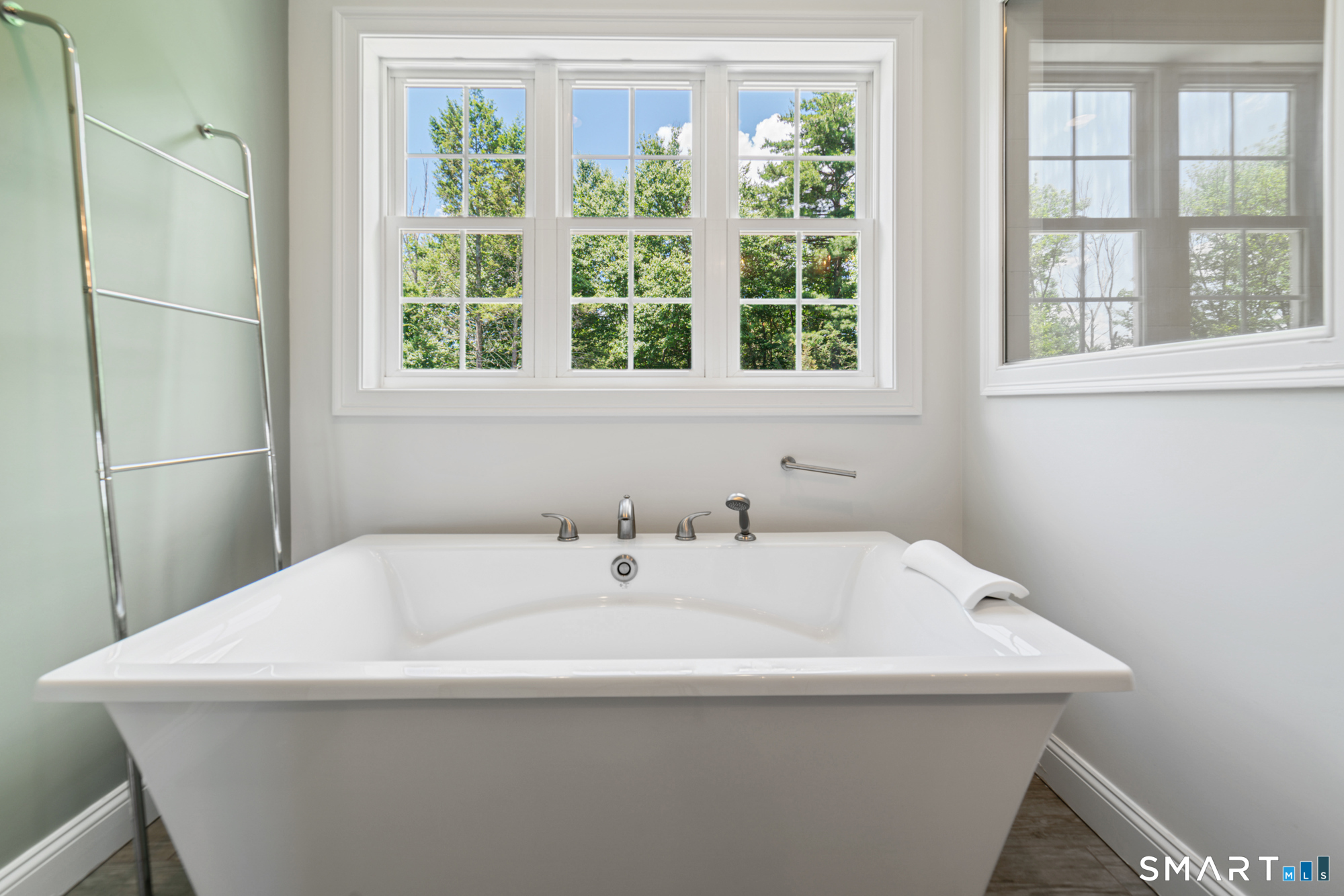 14 Shallot Meadow Road Canton CT 06019