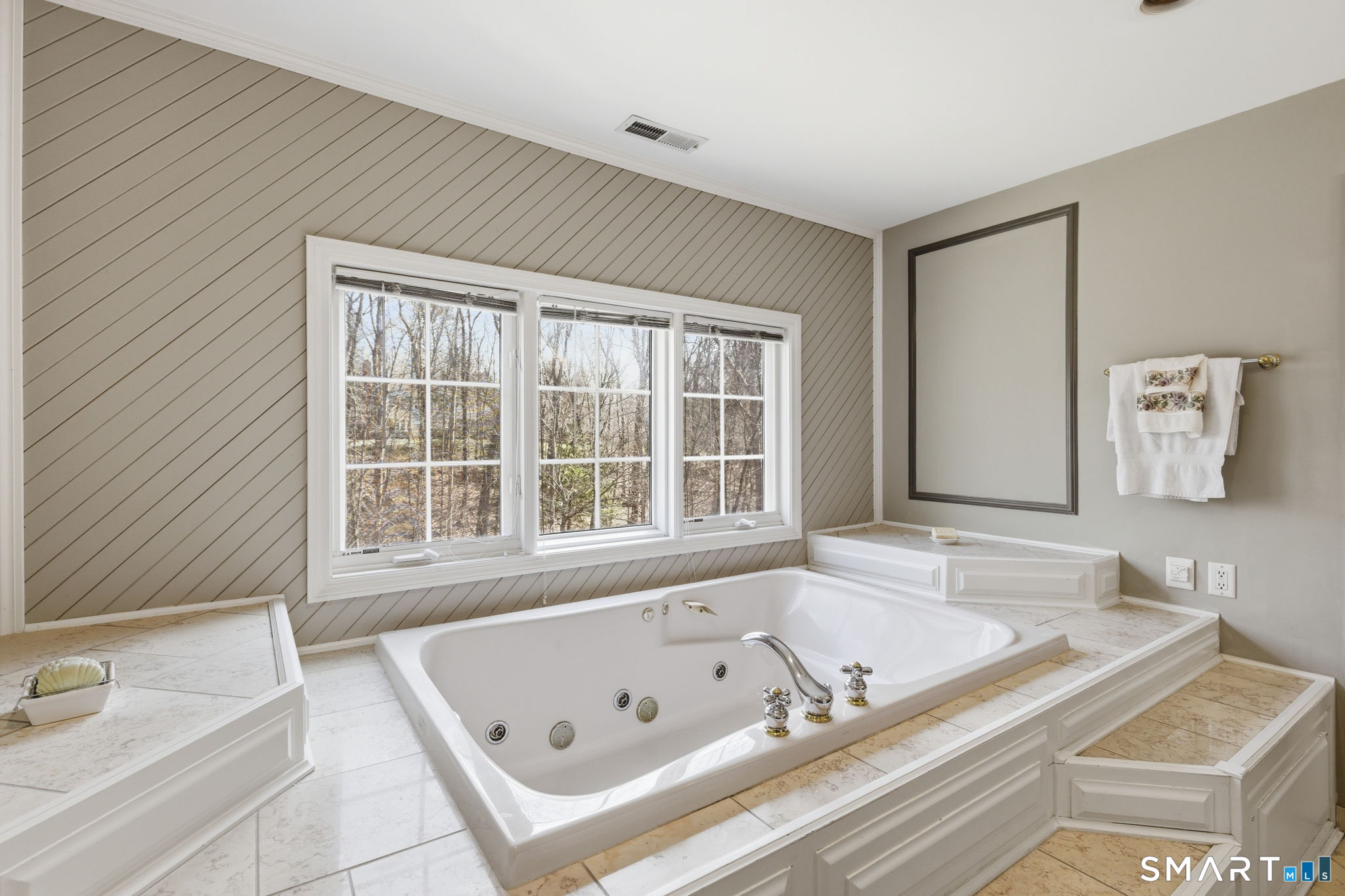 22 Misty Vale Road Newtown CT 06482