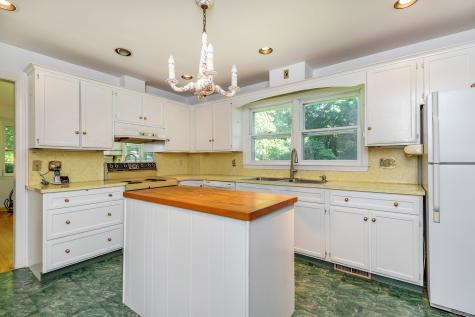 242 Tophet Road Roxbury CT 06783