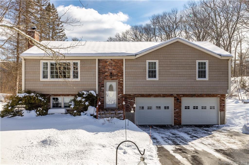 131 North Mountain Road Canton CT 06019