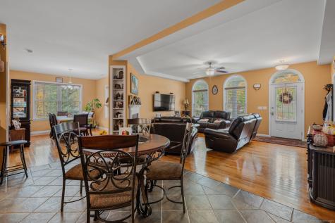 9 Reservoir View Ledyard CT 06339