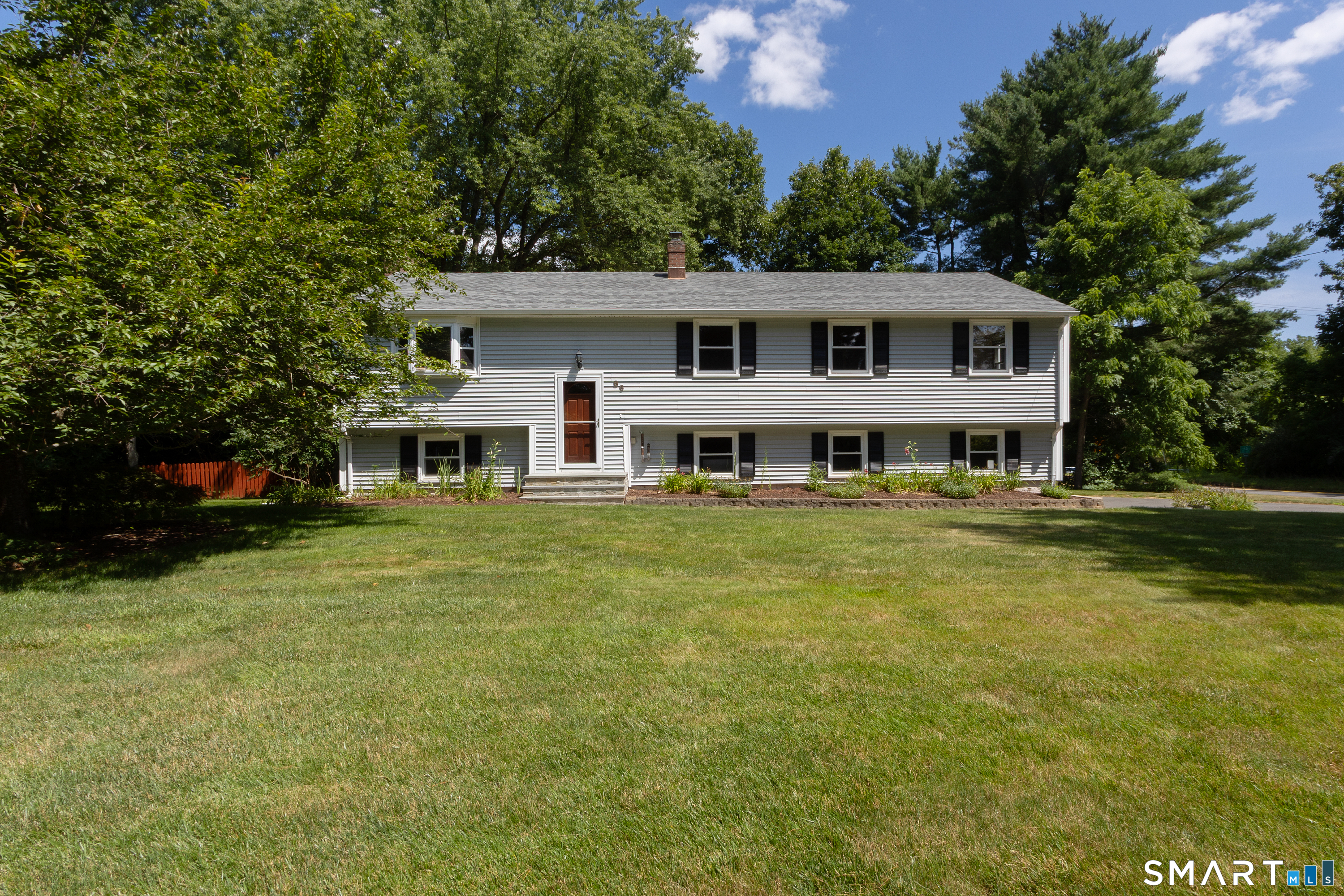 86 Simsbury Manor Drive Simsbury CT 06089