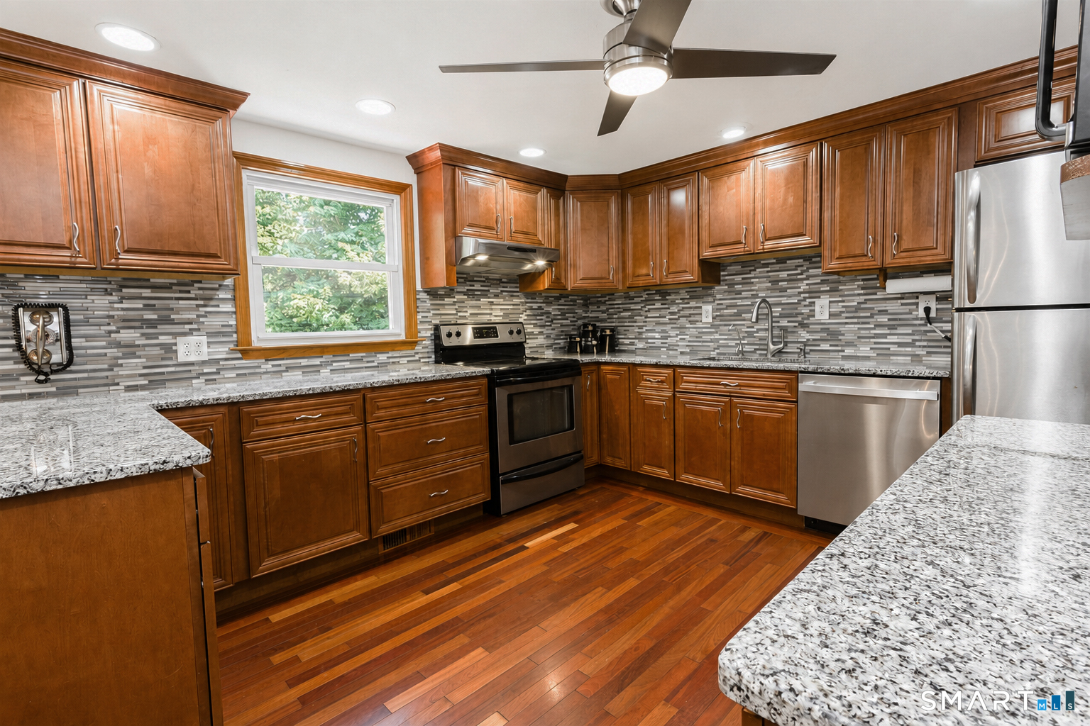 86 Simsbury Manor Drive Simsbury CT 06089