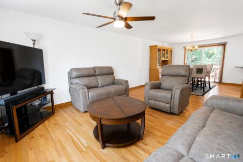 86 Simsbury Manor Drive Simsbury CT 06089