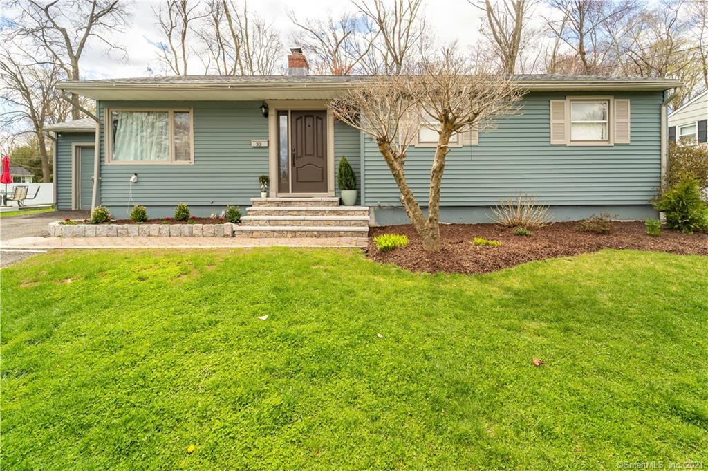 32 Hilltop Road Naugatuck CT 06770