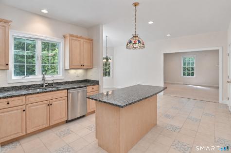 30 Country Way Bethel CT 06801