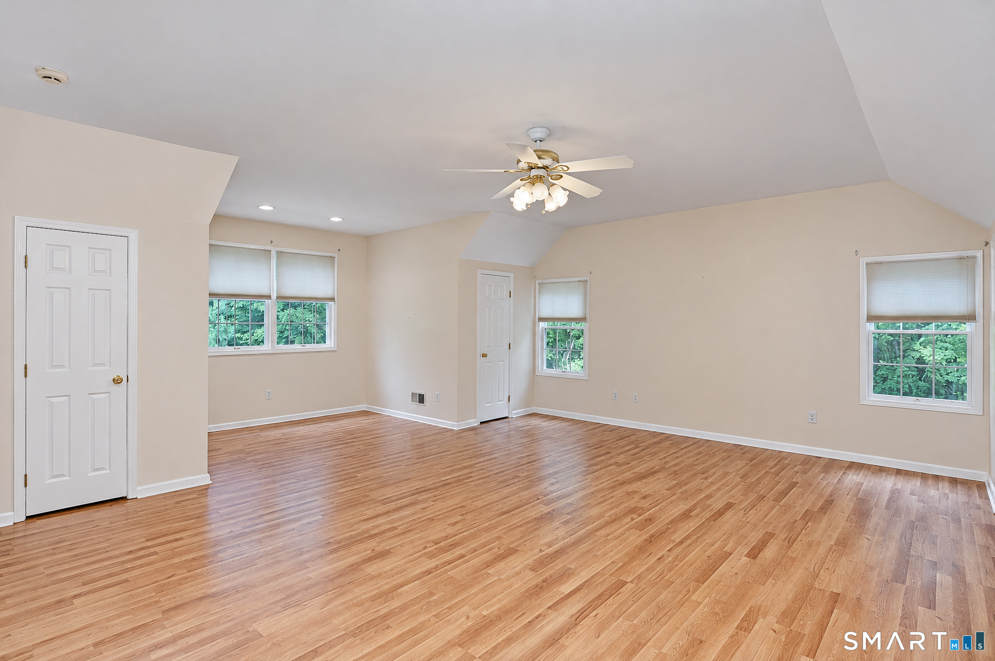 30 Country Way Bethel CT 06801