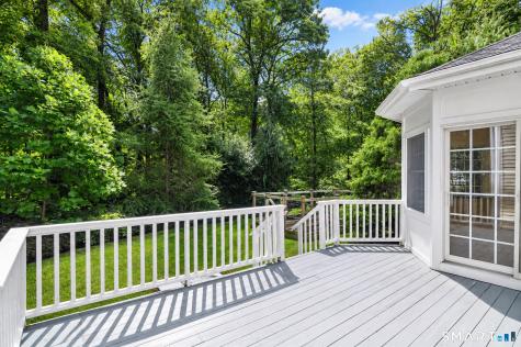 30 Country Way Bethel CT 06801