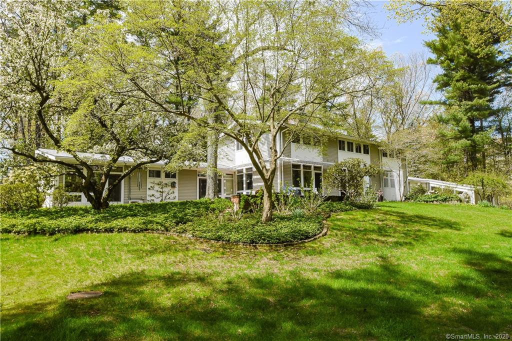 17 Prattling Pond Road Farmington CT 06032