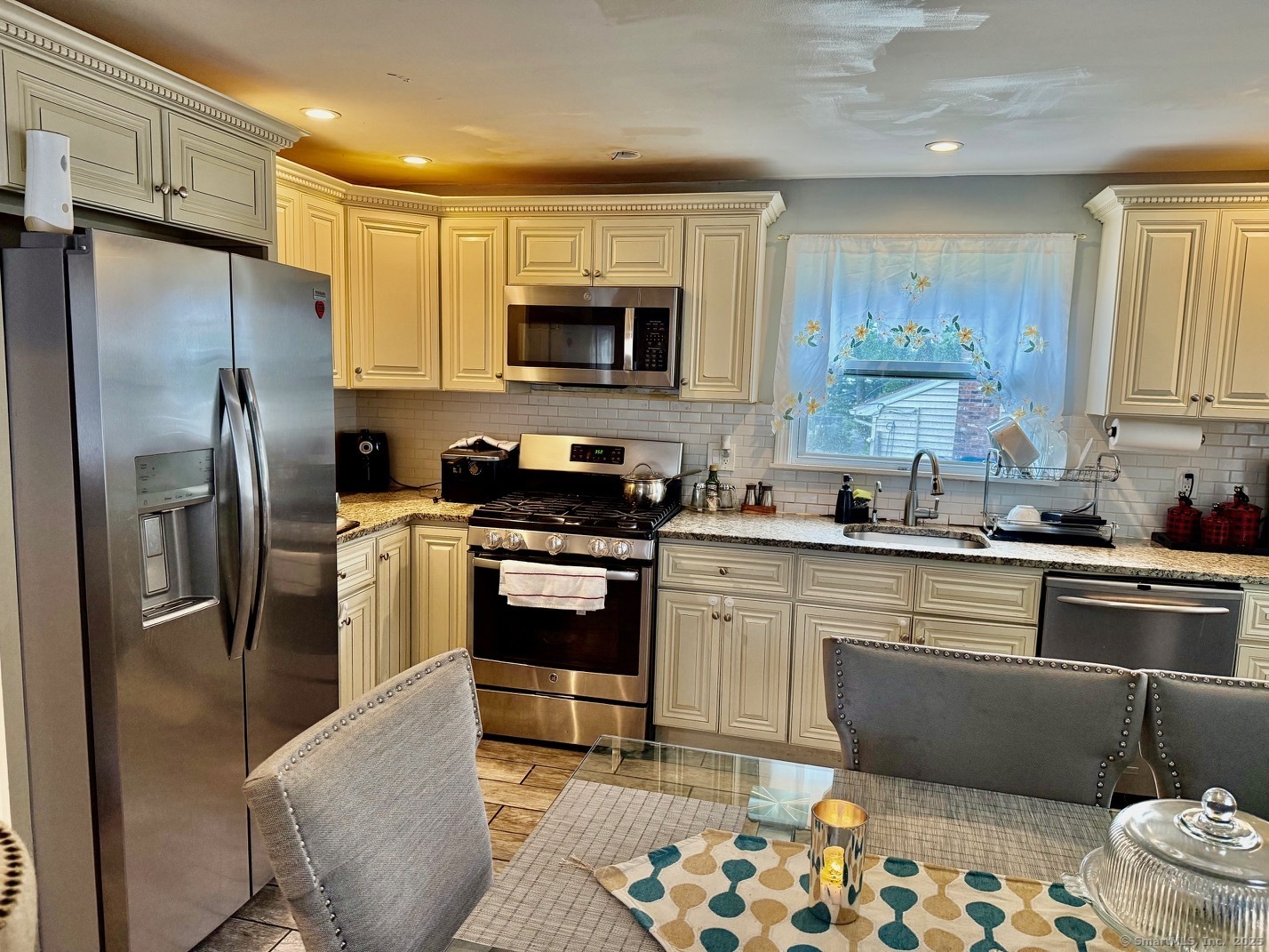 15 Edwards Street Bridgeport CT 06606