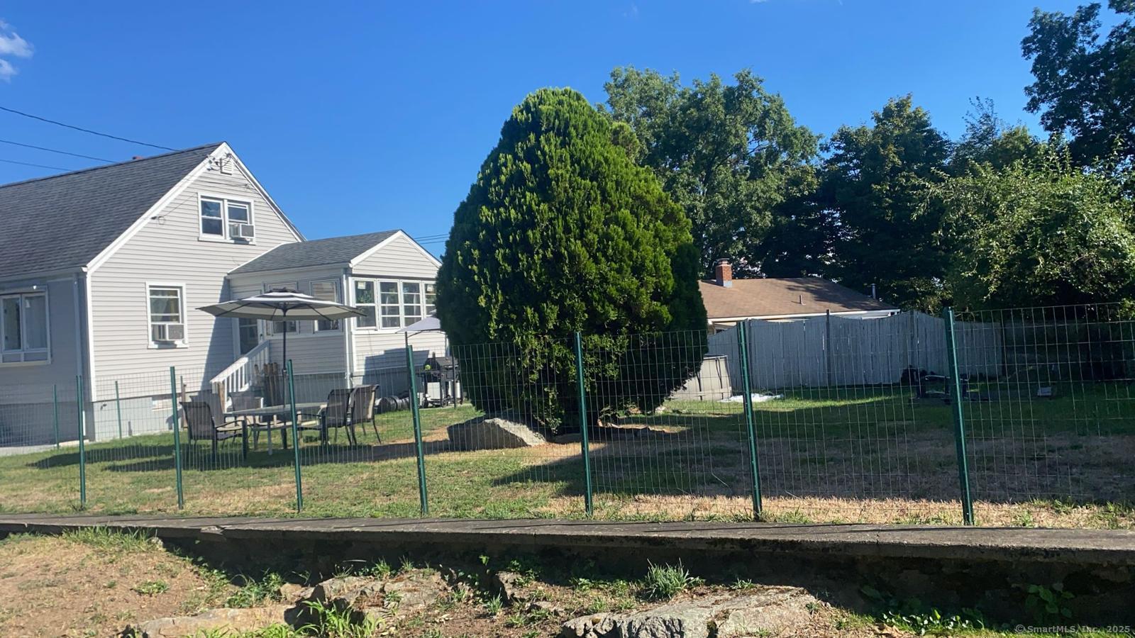 15 Edwards Street Bridgeport CT 06606