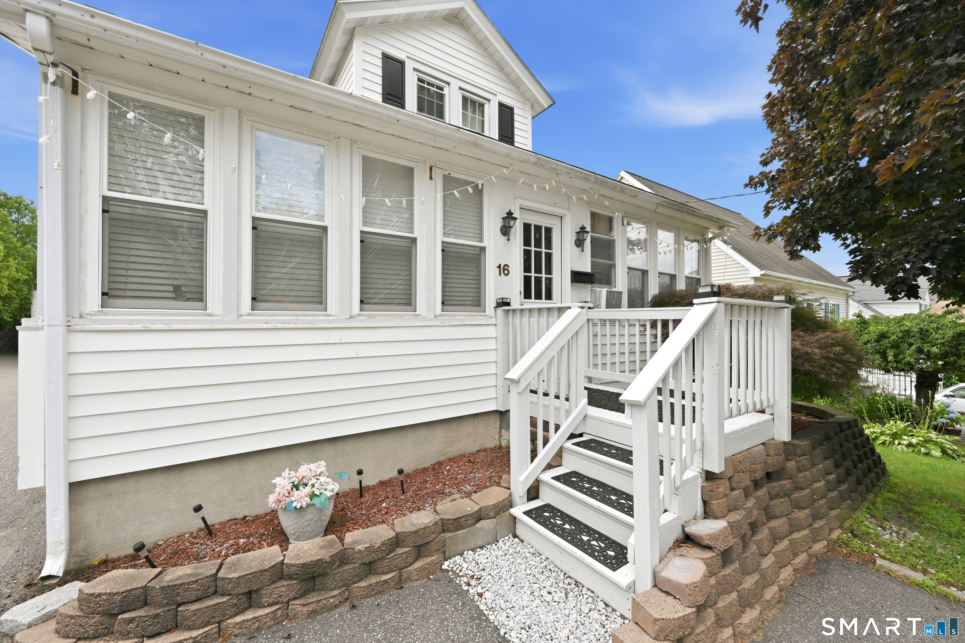 16 Dewey Avenue Plymouth CT 06786