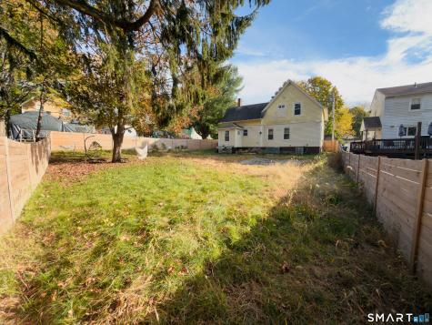 42 Hickory Street Norwich CT 06360