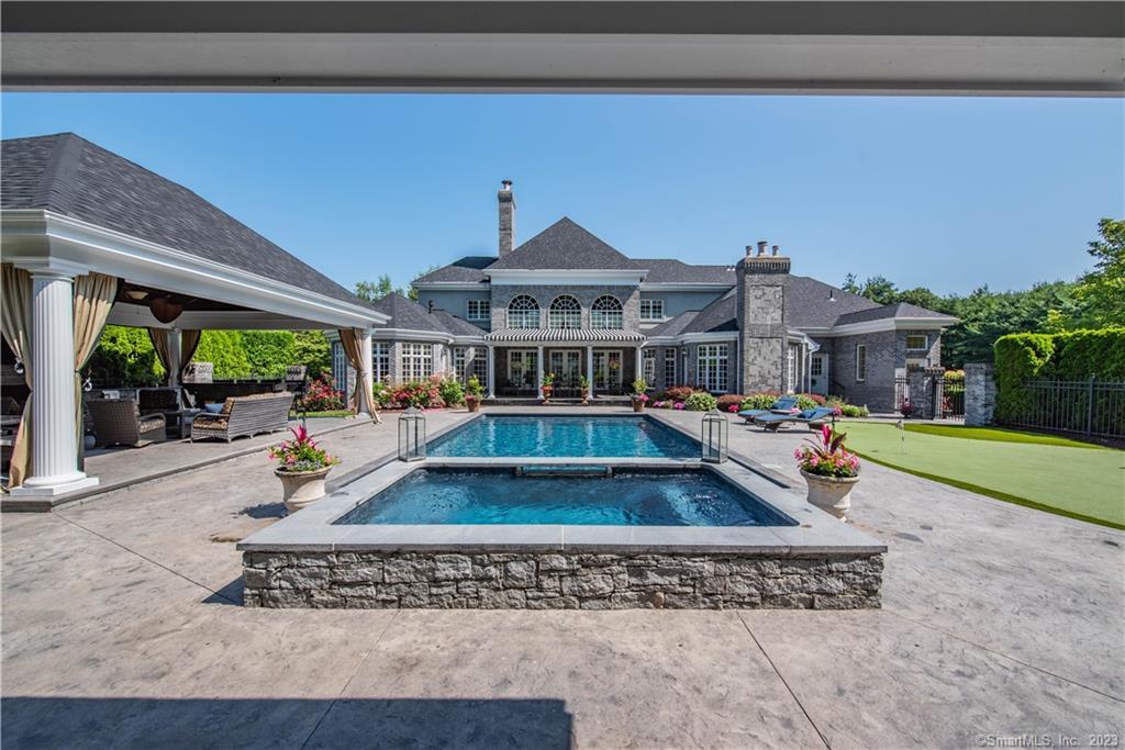 40 Winthrop Drive Middlebury CT 06762