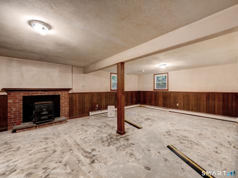 24 Tunxis Road Bristol CT 06010