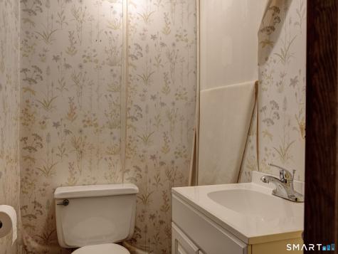 24 Tunxis Road Bristol CT 06010