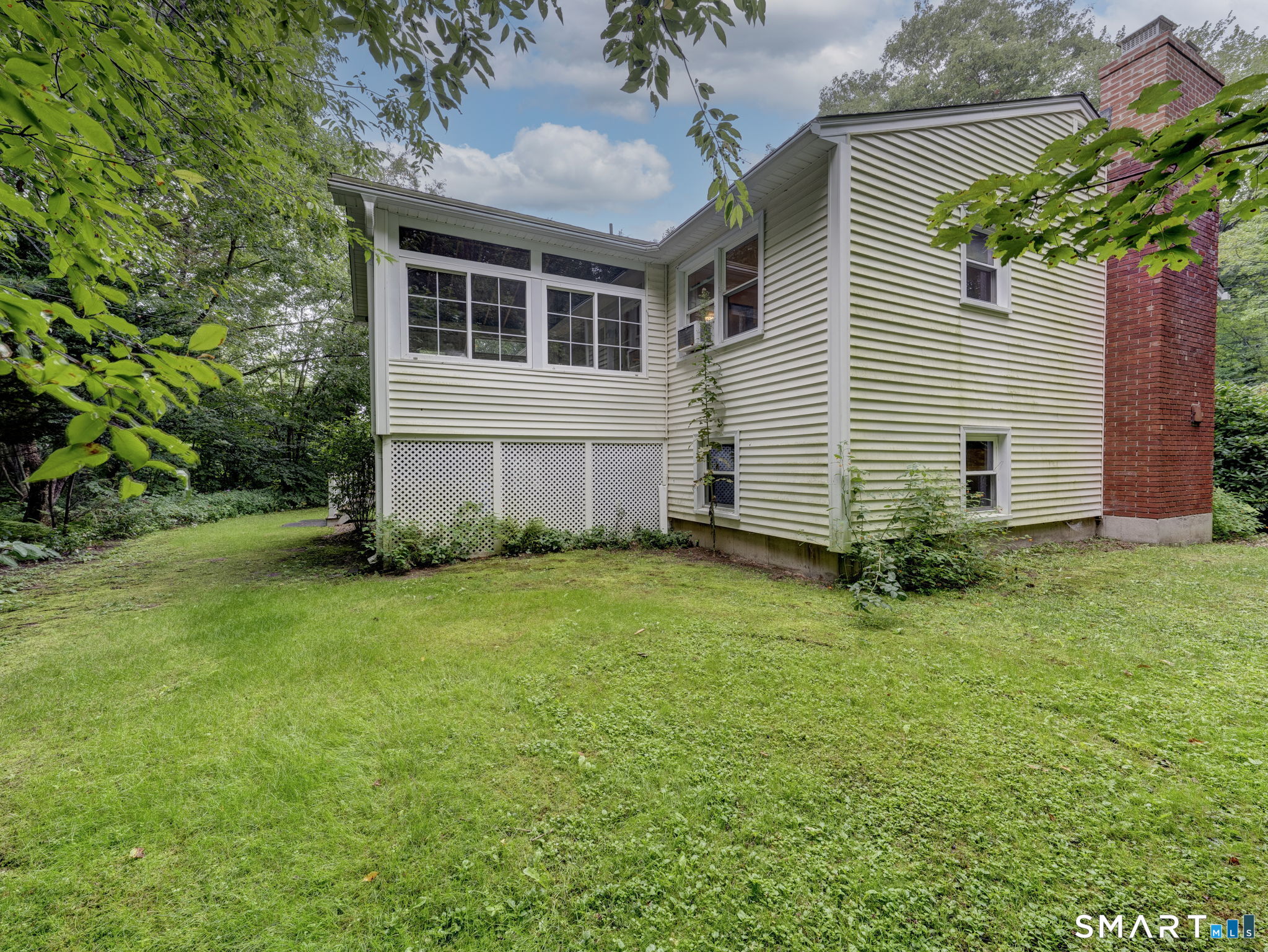 24 Tunxis Road Bristol CT 06010