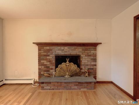 24 Tunxis Road Bristol CT 06010