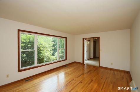 328 Saybrook Road Orange CT 06477