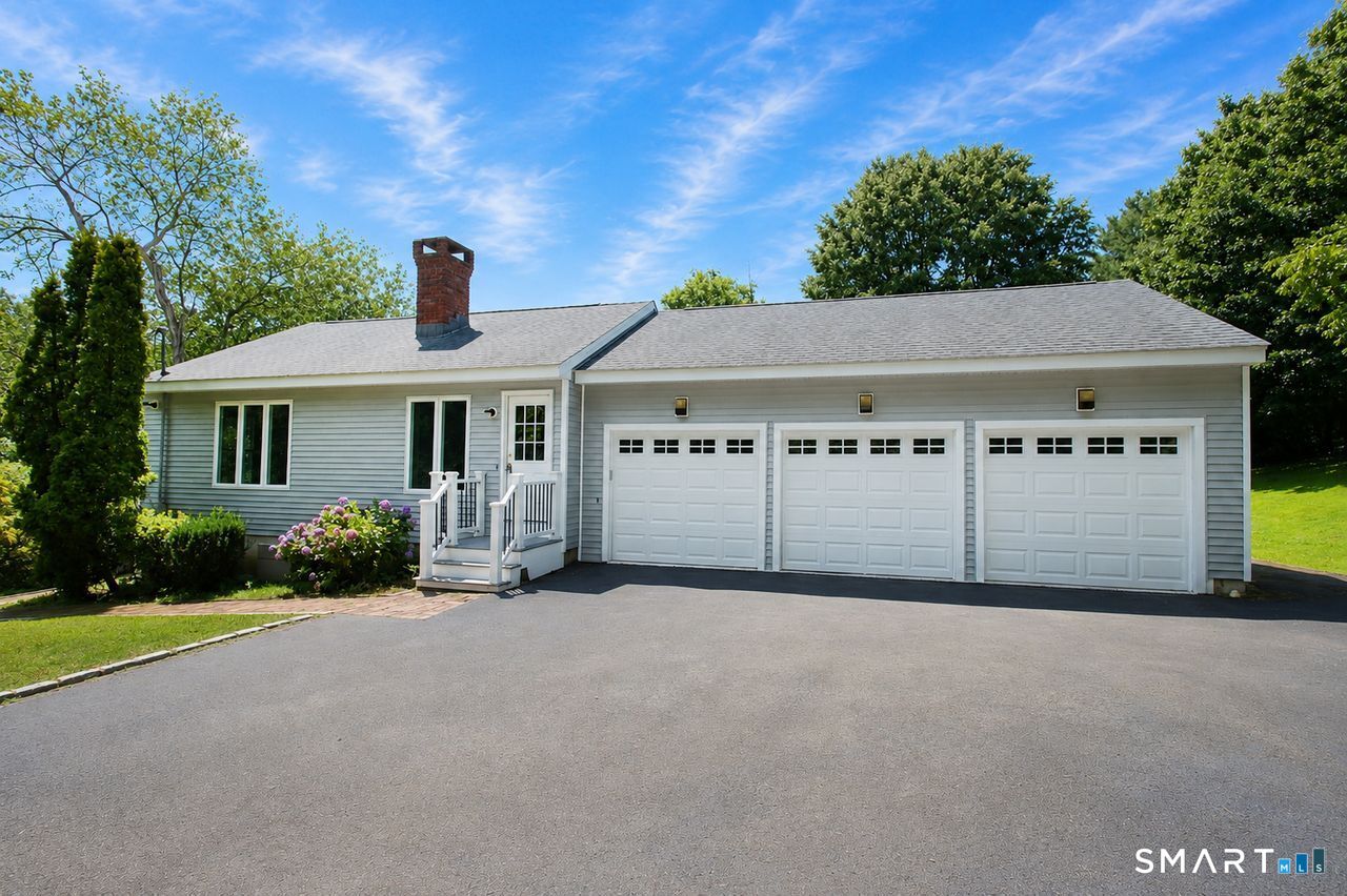 328 Saybrook Road Orange CT 06477