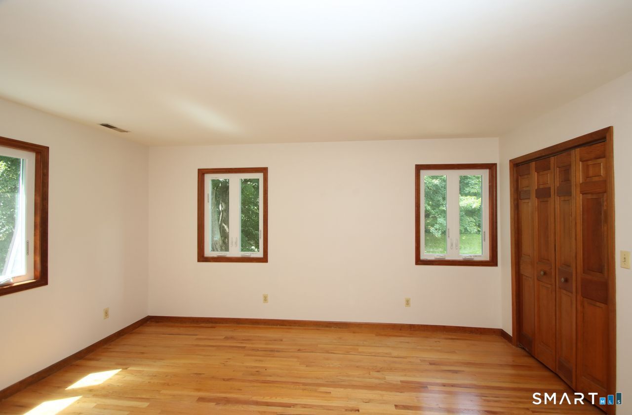 328 Saybrook Road Orange CT 06477