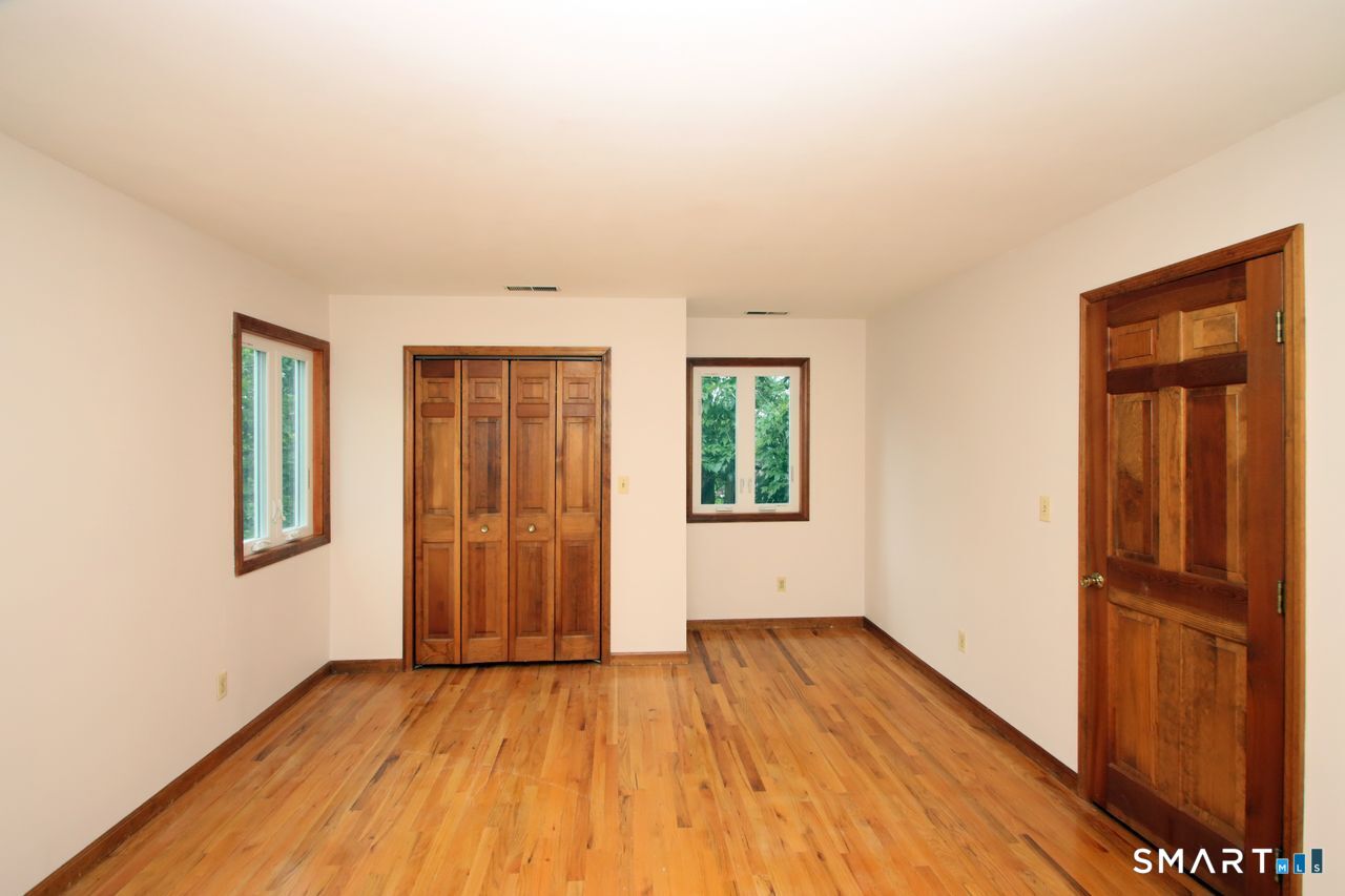 328 Saybrook Road Orange CT 06477