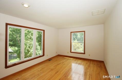 328 Saybrook Road Orange CT 06477