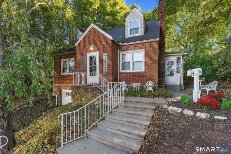 34 Bradley Avenue Meriden CT 06451