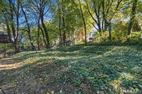 34 Bradley Avenue Meriden CT 06451