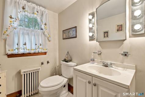 34 Bradley Avenue Meriden CT 06451