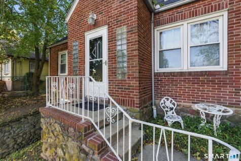34 Bradley Avenue Meriden CT 06451
