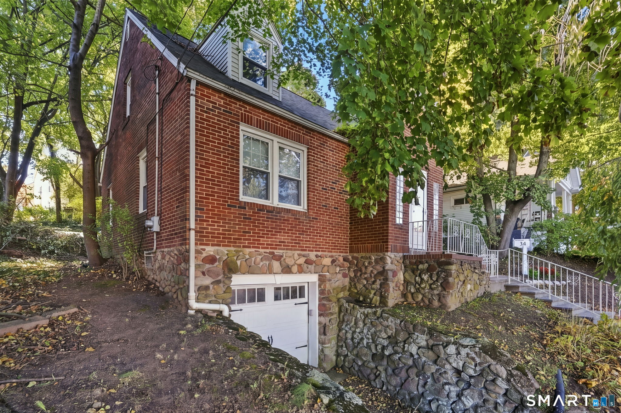 34 Bradley Avenue Meriden CT 06451