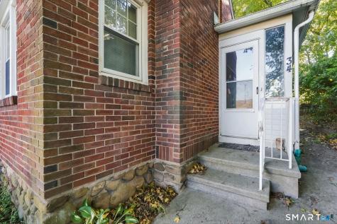 34 Bradley Avenue Meriden CT 06451
