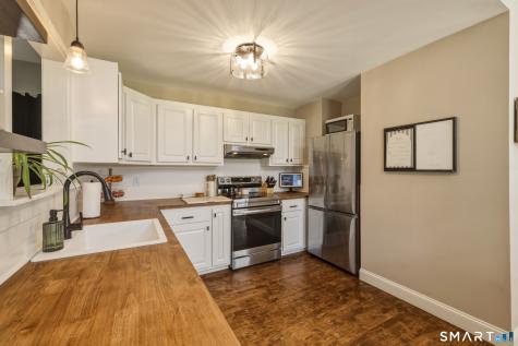 481 East Cotton Hill Road New Hartford CT 06057