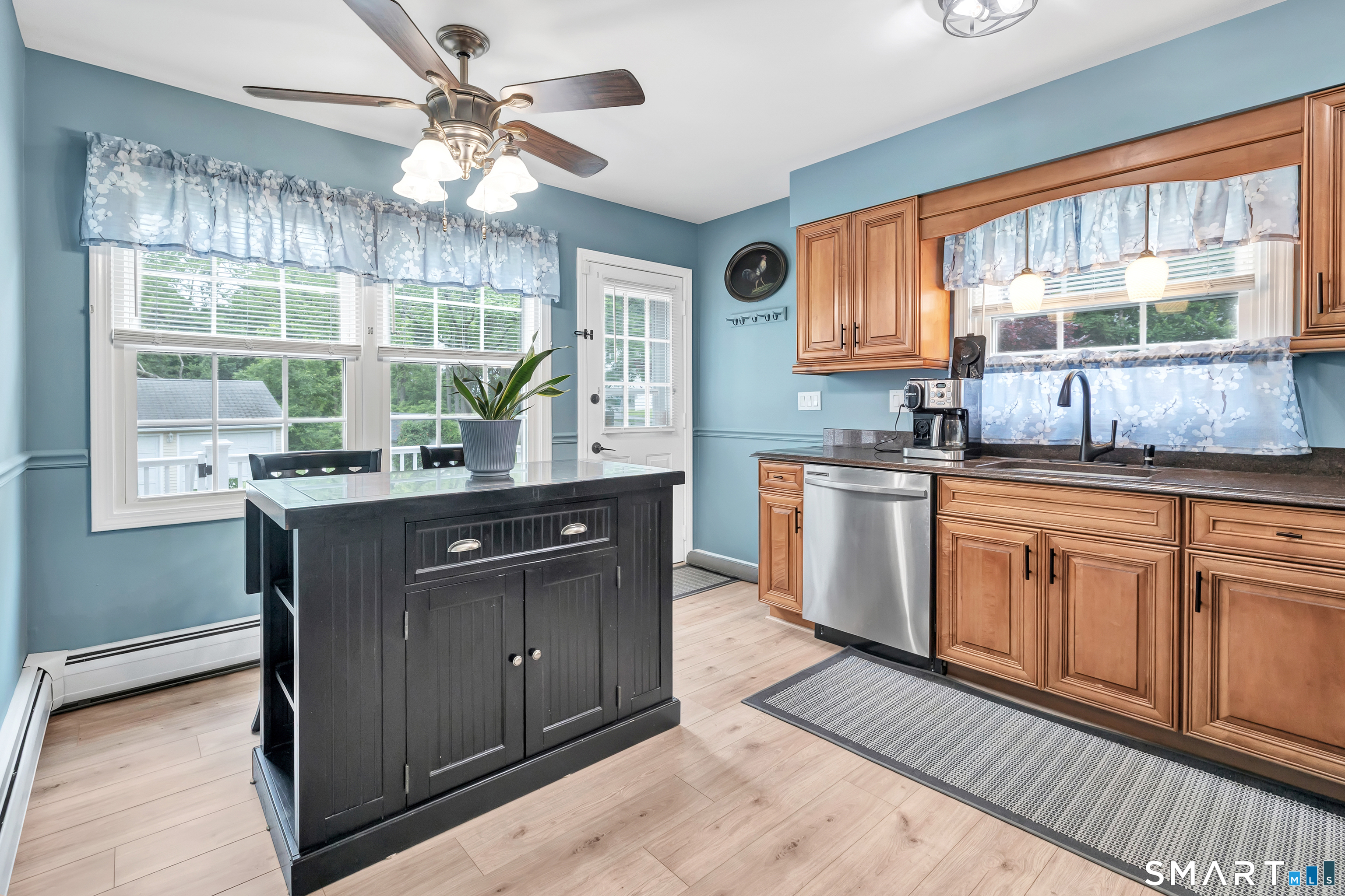 2821 Broadbridge Avenue Stratford CT 06614