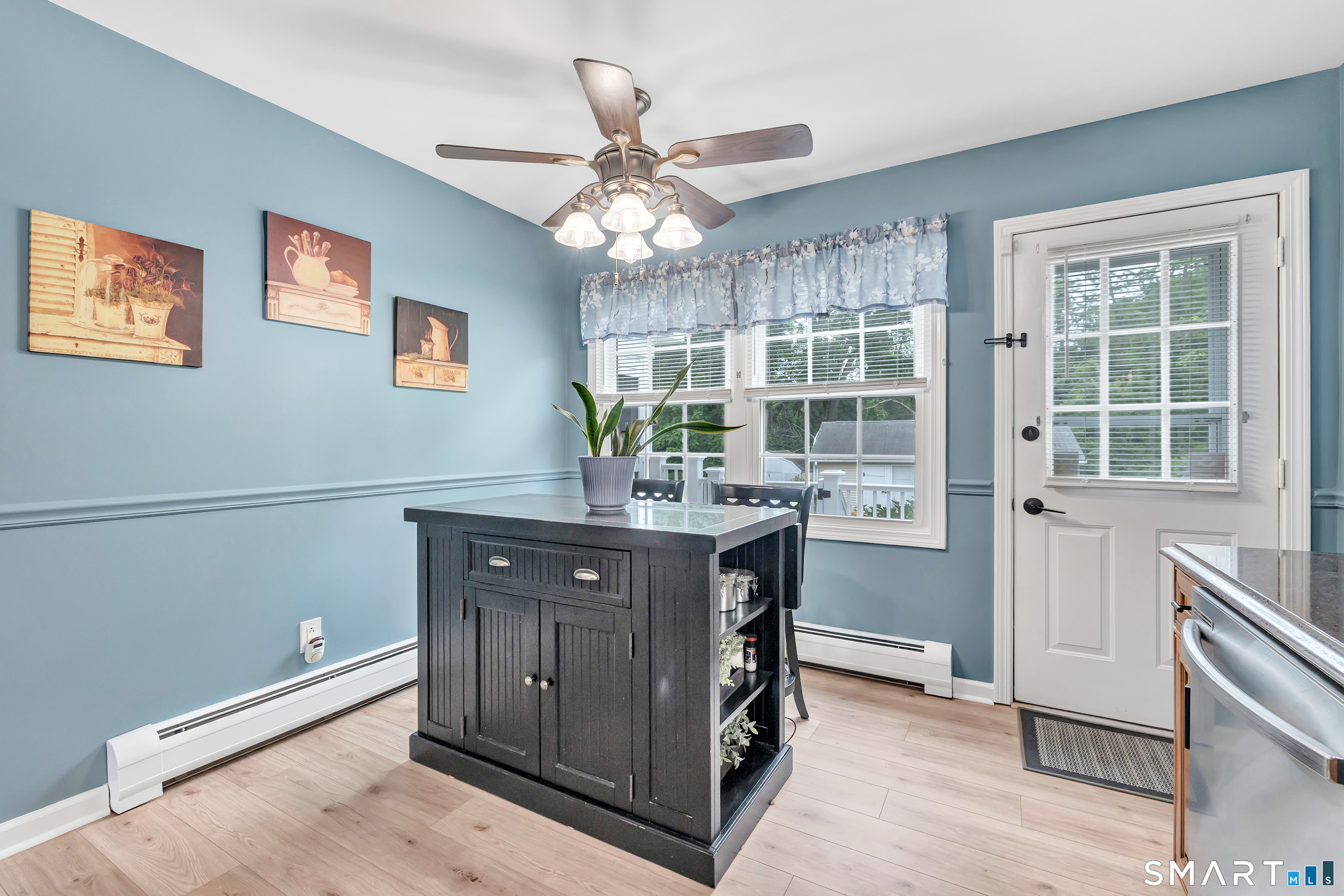 2821 Broadbridge Avenue Stratford CT 06614