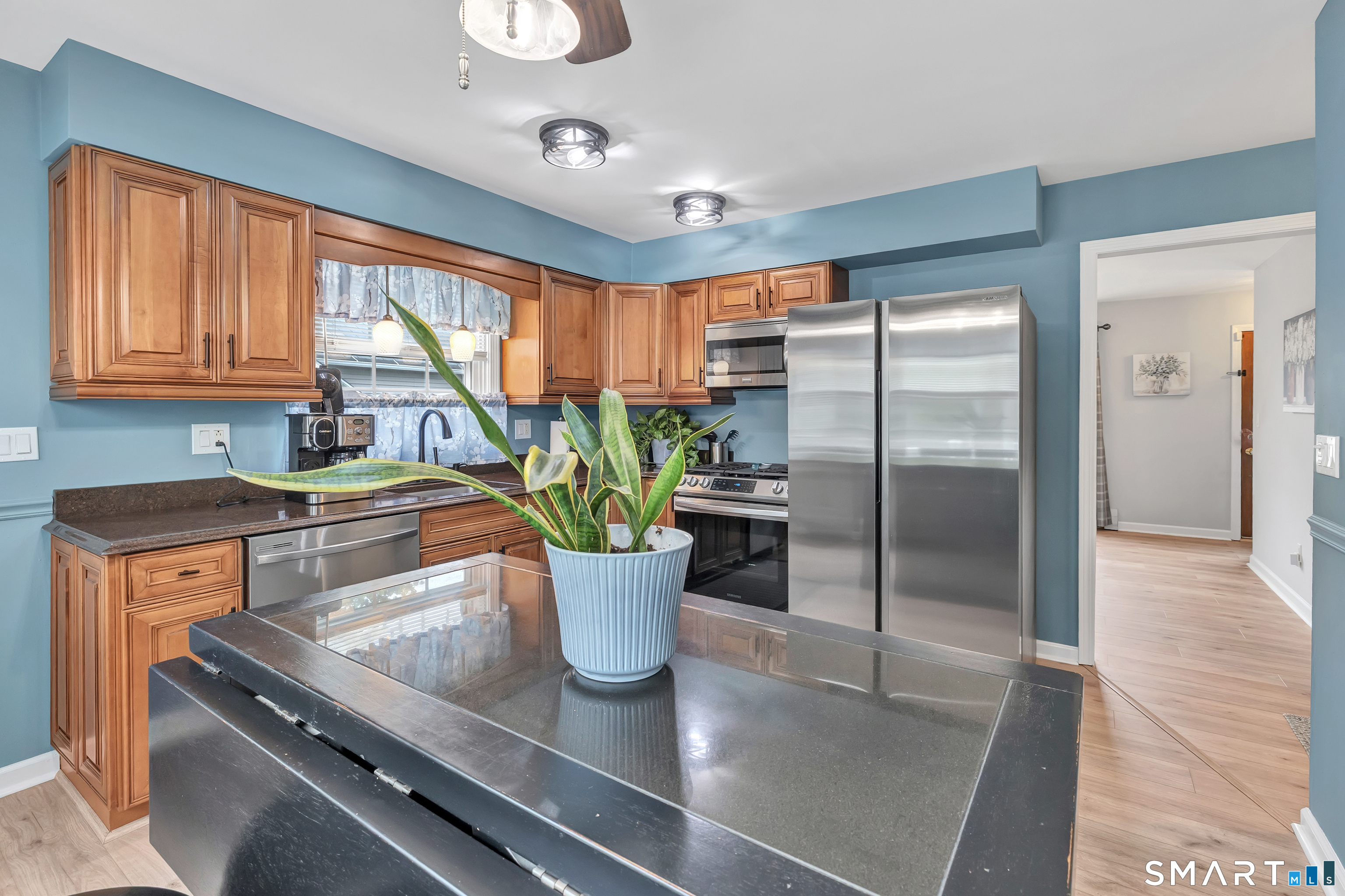 2821 Broadbridge Avenue Stratford CT 06614