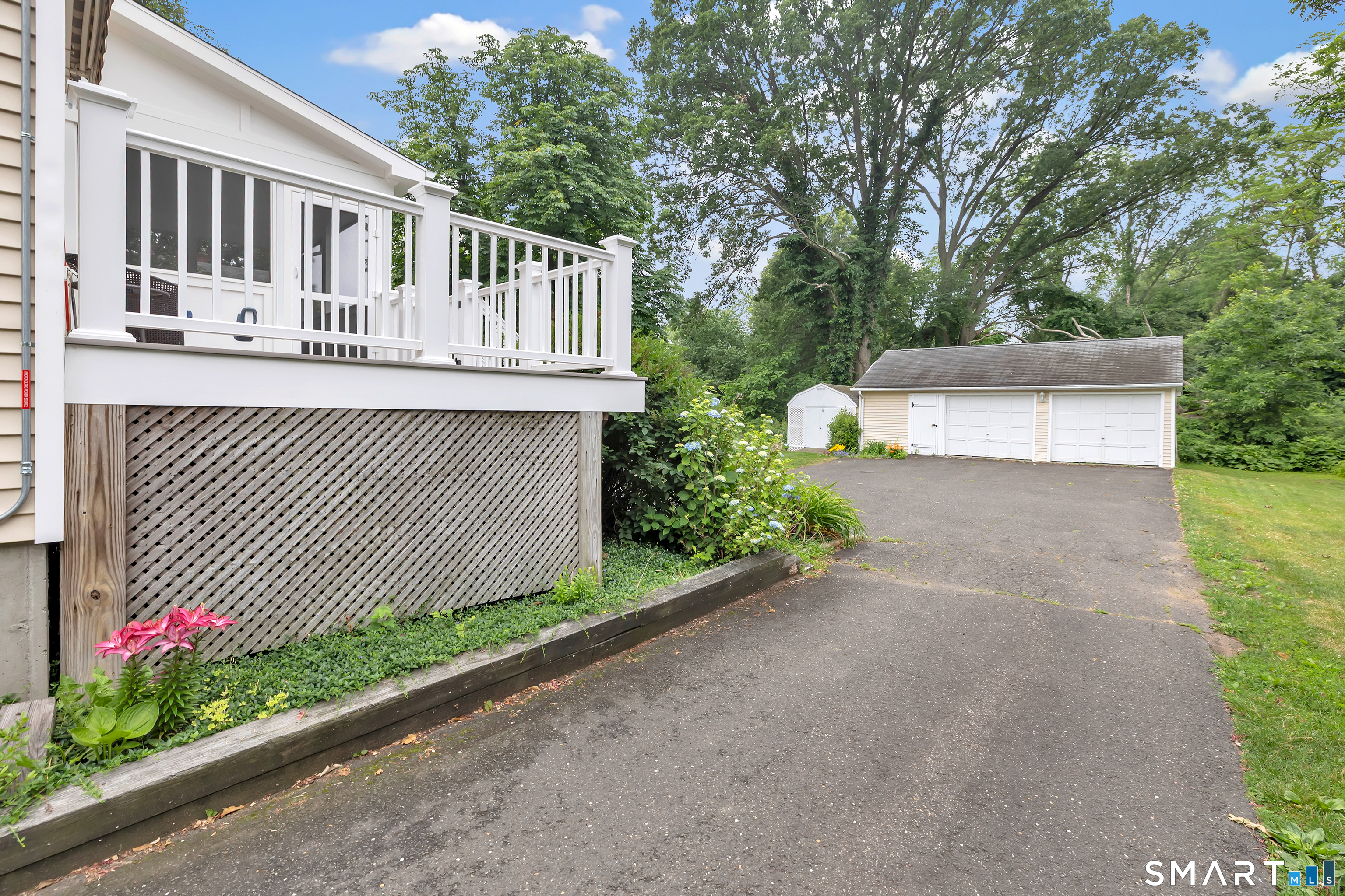 2821 Broadbridge Avenue Stratford CT 06614