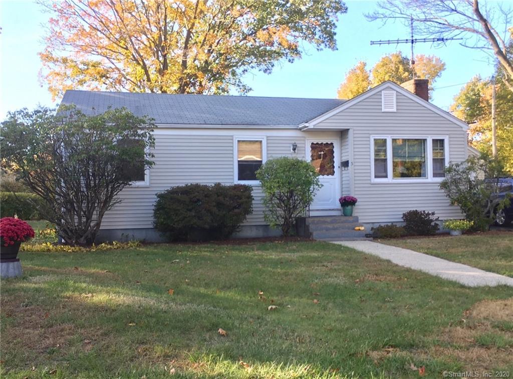5 Woodlawn Drive Cromwell CT 06416