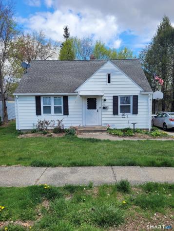 293 North Hoadley Street Naugatuck CT 06770