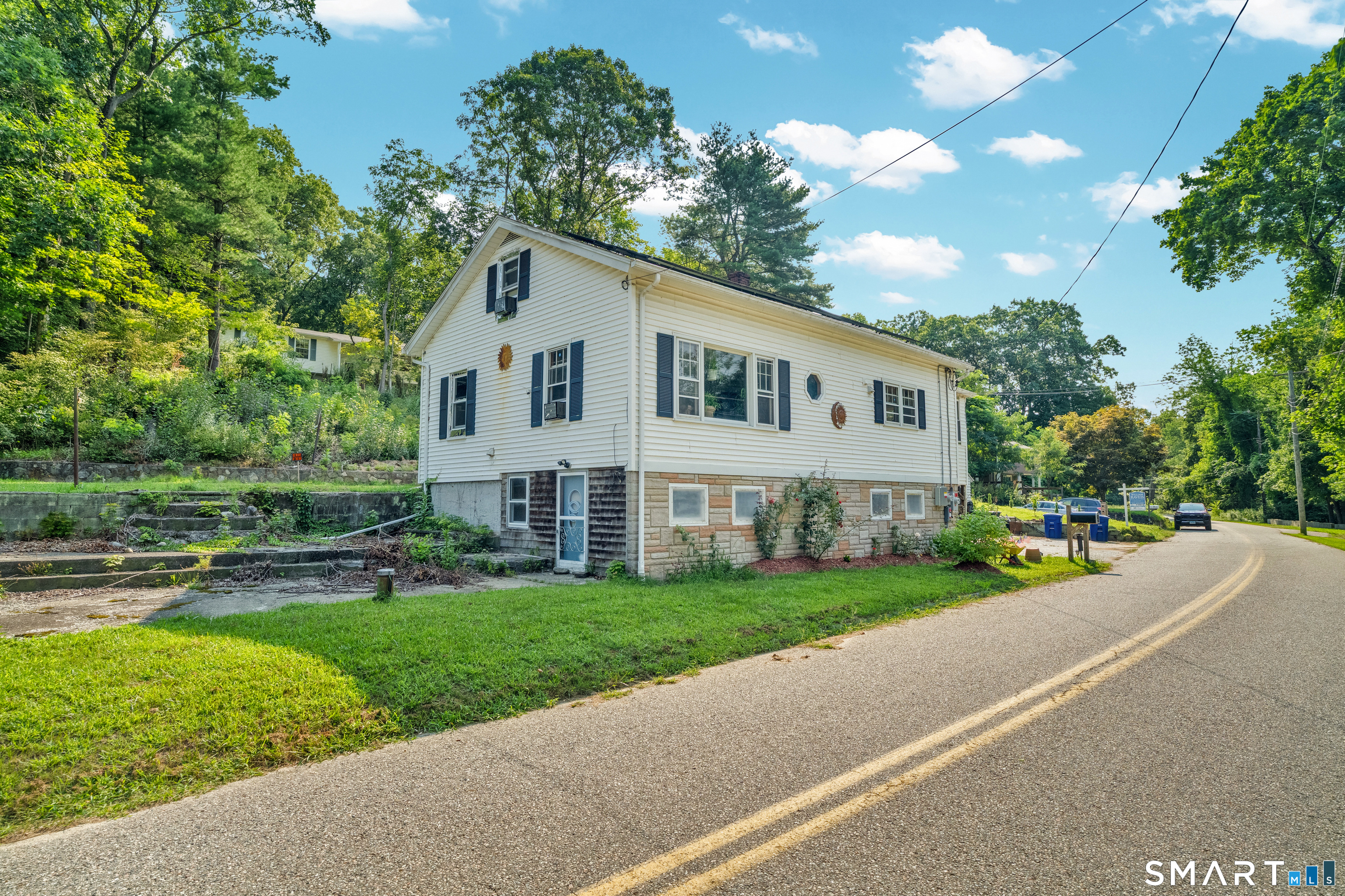 22 Church Street Sprague CT 06330