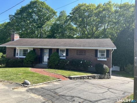 21 Parklawn Circle Waterbury CT 06708