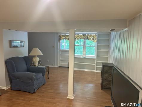 21 Parklawn Circle Waterbury CT 06708