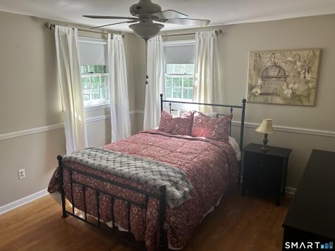 21 Parklawn Circle Waterbury CT 06708
