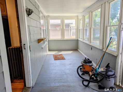 38 Deerfield Street East Haven CT 06512