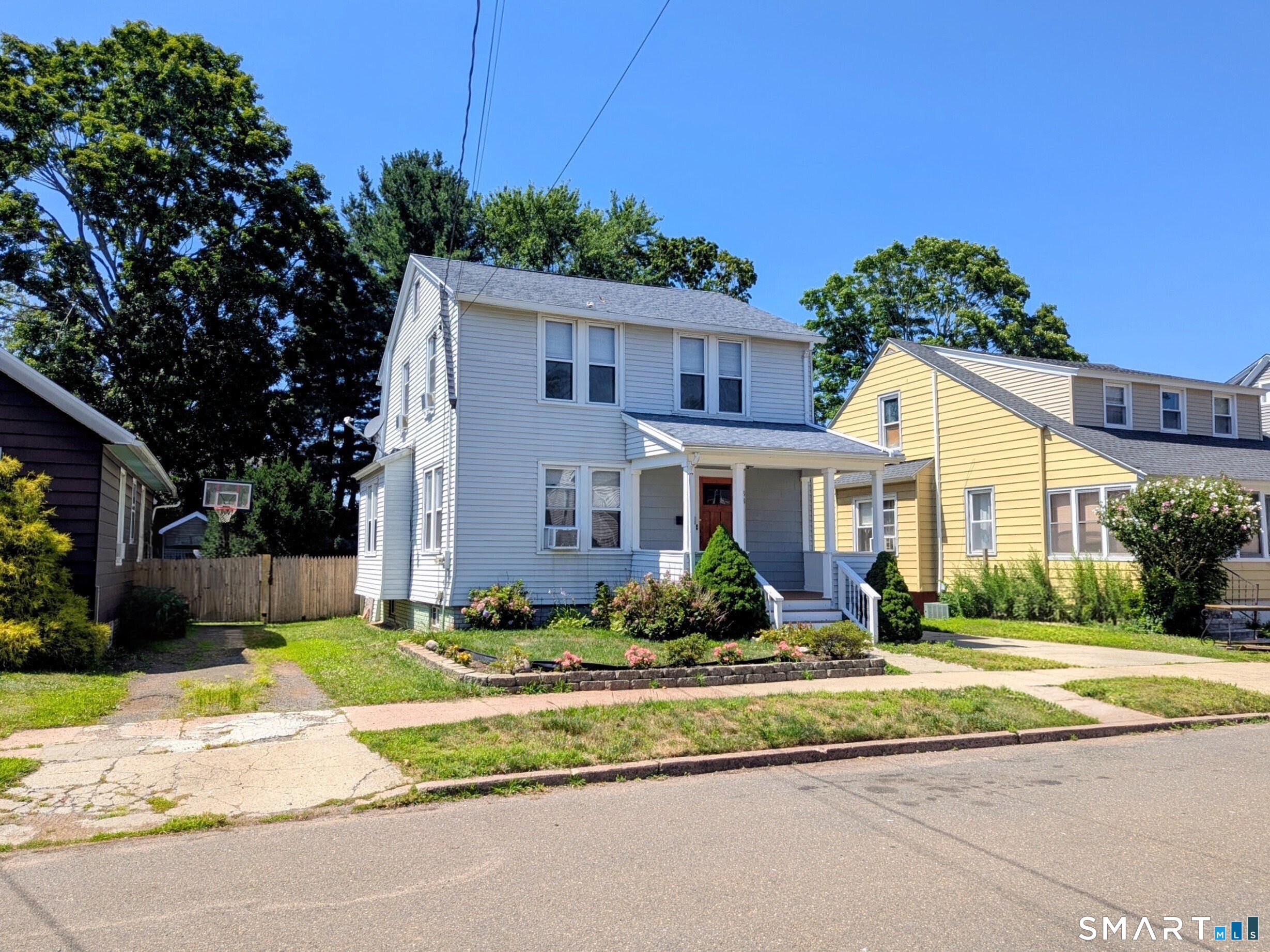 38 Deerfield Street East Haven CT 06512