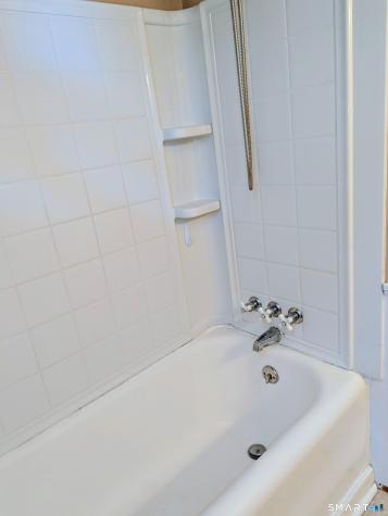 38 Deerfield Street East Haven CT 06512